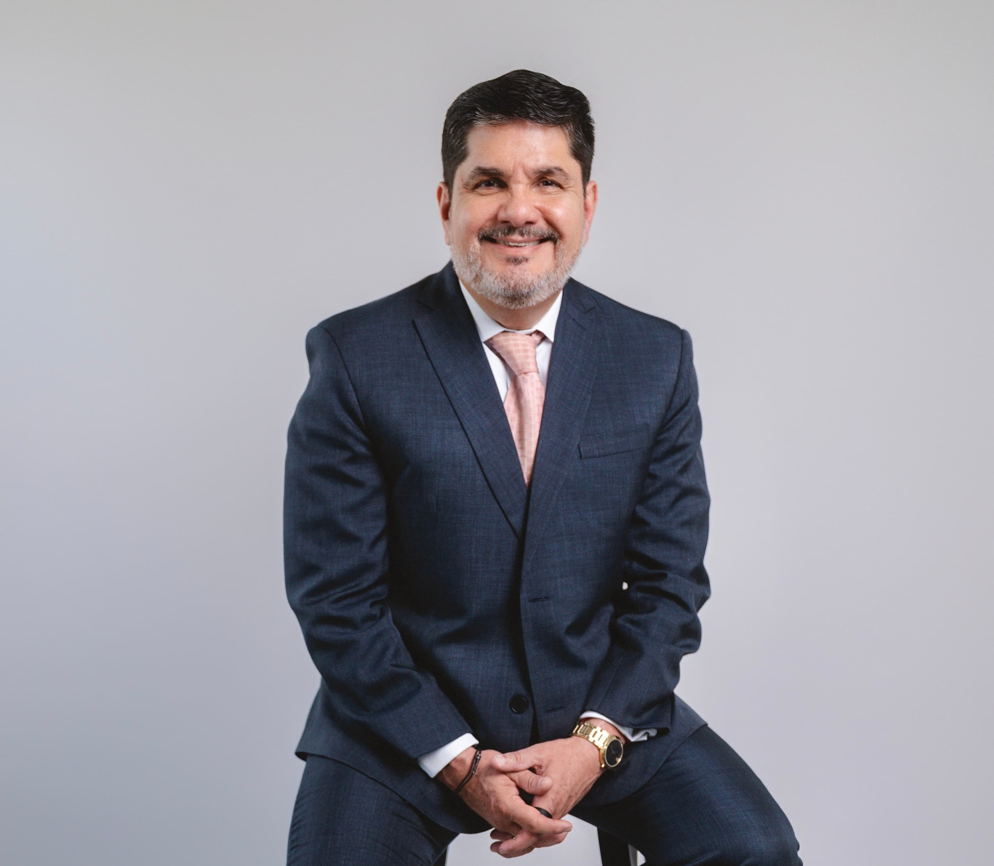 Dr. Samuel A. Martínez